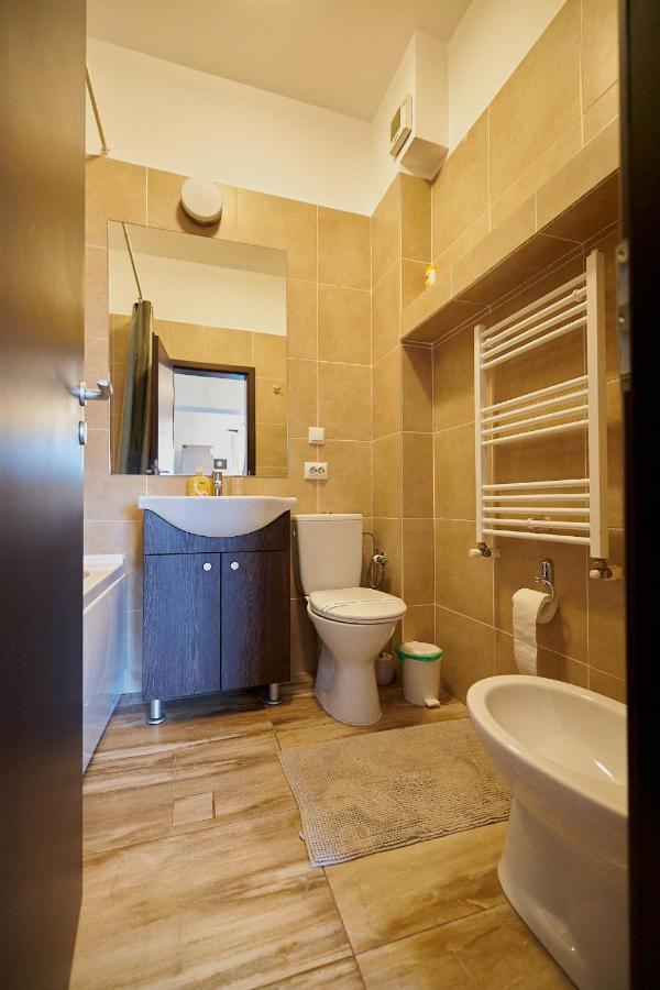 Cozy 3 Bedroom Apartments In Centre Of Iasi Palas Mall Luaran gambar